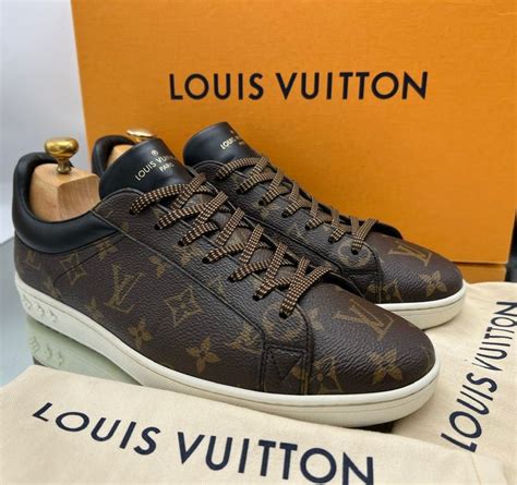 louis vuitton shield|scarpe da sole louis vuitton uomo.